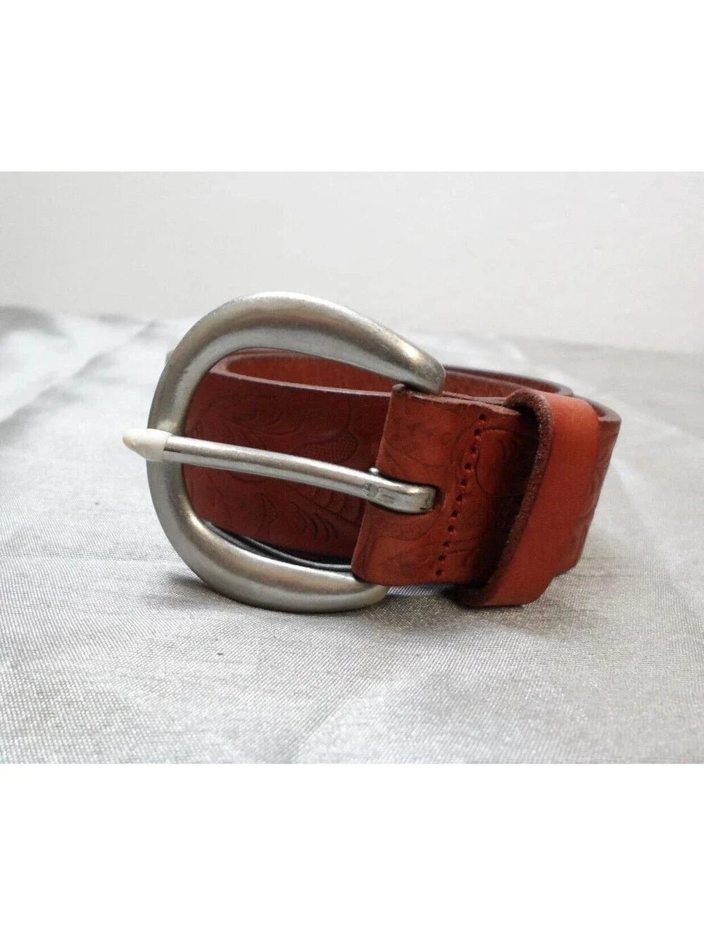 Mens Polo Ralph Lauren tooled leather belt sz 28